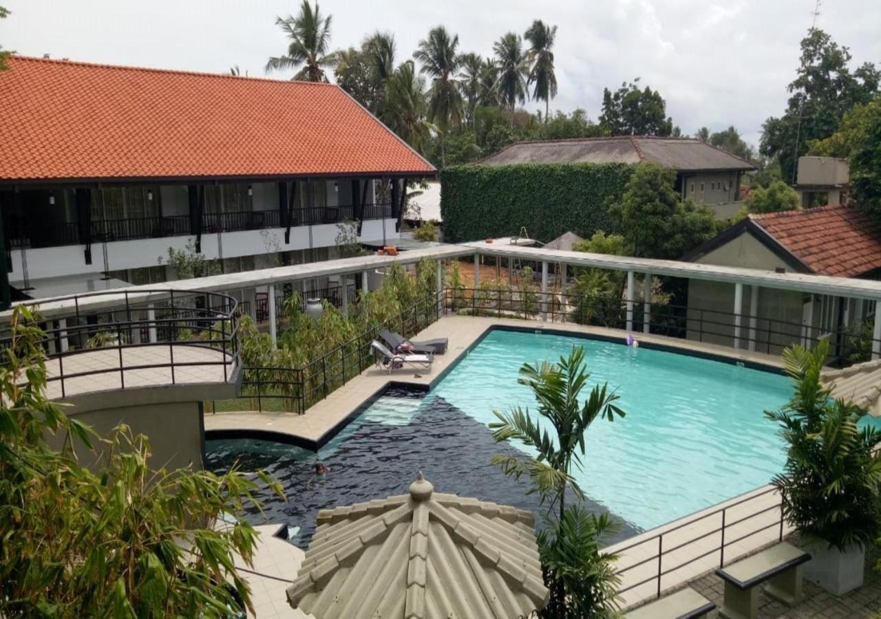 Garden Beach Hotel Калутара Экстерьер фото